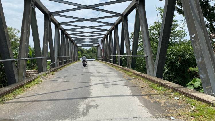 Besi Pagar Pembatas Jembatan Sungai Padang di Tebingtinggi Hilang