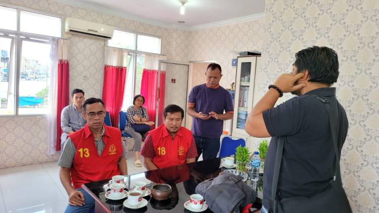 Eksekusi Putusan Kasasi MA, Kejari Toba Samosir Jebloskan  2 Terpidana Korupsi ke Rutan Balige