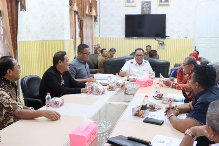 Ketua DPRD SU: Awasi Perkebunan Kelapa Sawit Tidak Maksimal Bagi Dana CSR ke Daerah