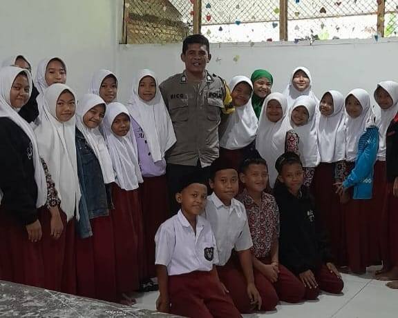 Polsek Firdaus Sosialisasikan Bahaya Narkoba dan Bullying ke Pelajar