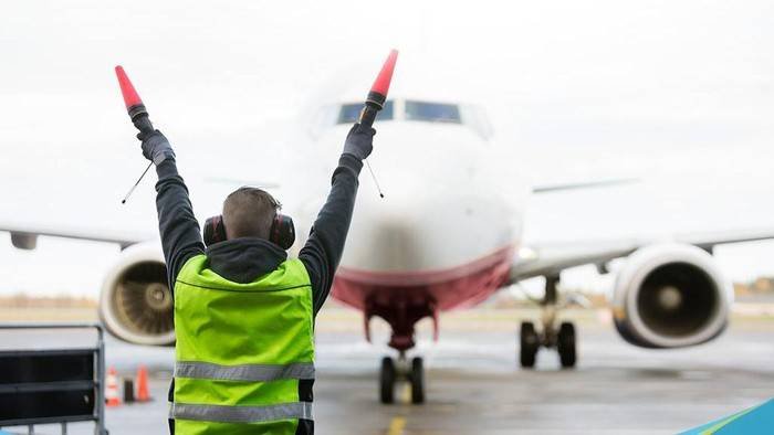 Ini Besaran Gaji Tukang Parkir Pesawat, Bisa Rp 84 Juta per Tahun