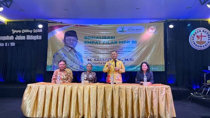 Anggota DPR Sarmuji Ajak Pemuka Gereja se-Kabupaten Kediri Jaga Nikmat Persatuan RI