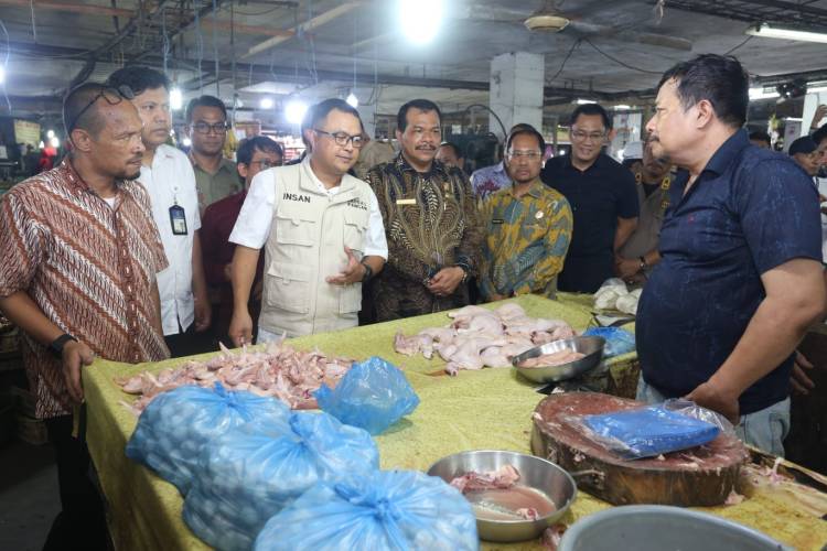 Polda Sumut Sidak Harga Bapokting ke Sejumlah Pasar di Medan