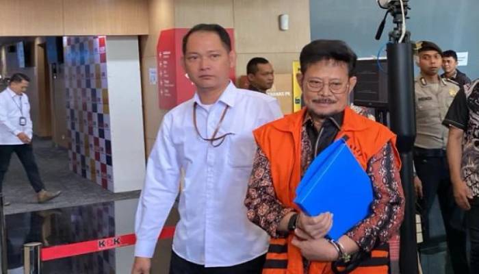 SYL Mengaku Lelah Diborgol