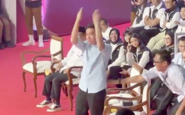 KPU Evaluasi Aksi Gibran di Debat Capres, Minta Tak Terulang