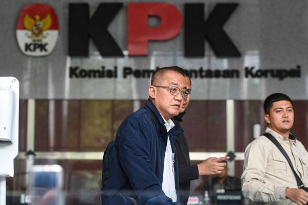 Dirjen Kemenkumham Dicecar KPK soal Prosedur Pengesahan Badan Hukum