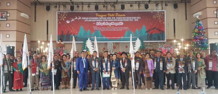 Ketum DPP PHPBI Indonesia - Dunia Lantik Pengurus PHPBI Cabang Medan