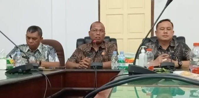 Pj Bupati Tapteng Duga 6 Tahun BOK Jaspel Nakes  Dipotong, Kadis Kesehatan Oknum N Dibebastugaskan