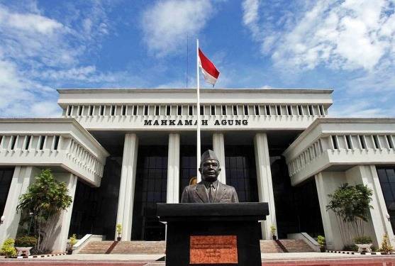 MA: Narasumber Berita Tak Bisa Dikenai Pasal Pencemaran Nama Baik