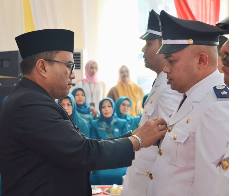 Penjabat Wali Kota Padangsidimpuan Lantik 42 Kepala Desa