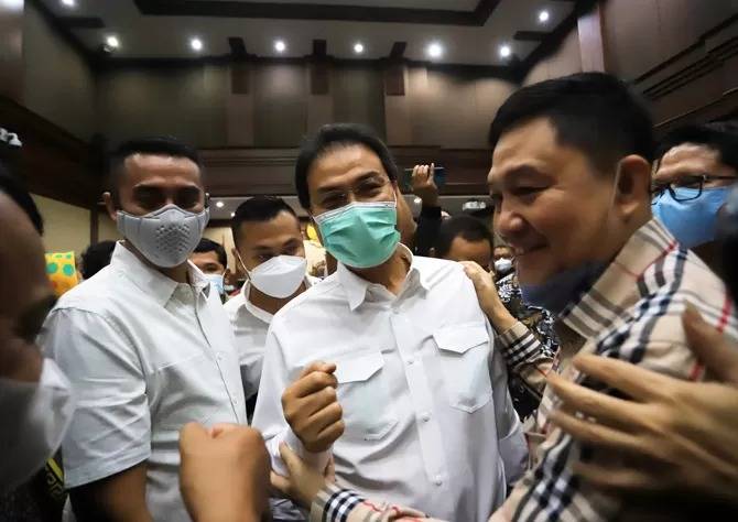 Bebas Bersyarat, Azis Syamsuddin Dapat Remisi 6,5 Bulan