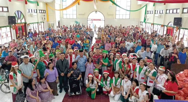 Kidung Natal Pembawa Damai dari Kaum Berkebutuhan Khusus dan Jadi Pane