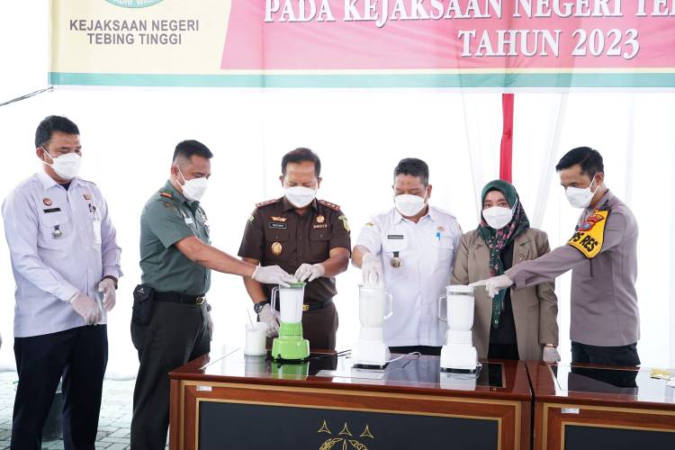 Kejari Tebingtinggi Musnahkan Barang Bukti Hasil Kejahatan