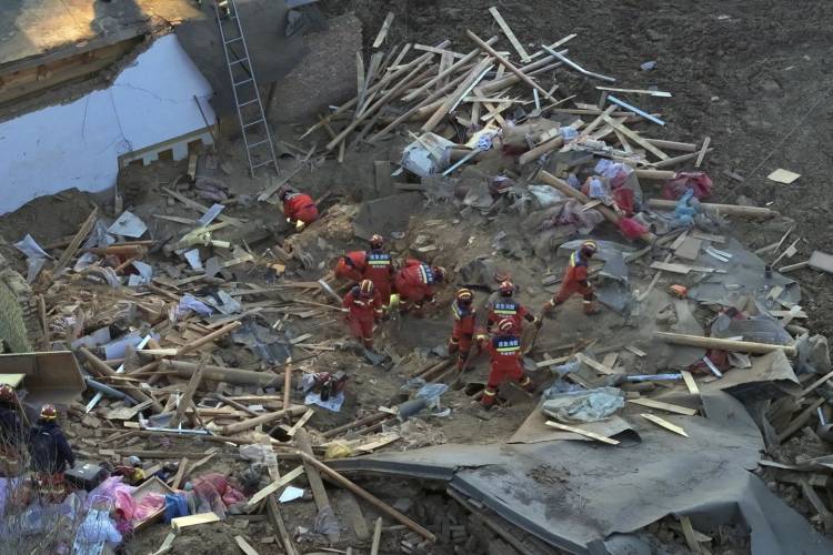 Gempa M 5,9 Guncang China, 111 Orang Tewas