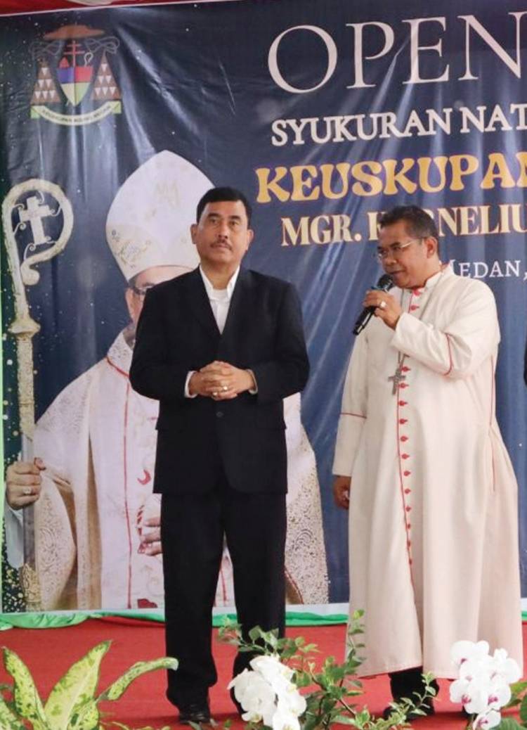 Lagu &ldquo;Pariban dari Jakarta&rdquo; Hits pada Open House Syukuran Natal dan Tahun Baru KAM