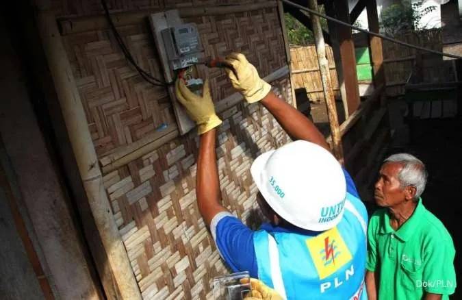 4.500 Keluarga Kurang Mampu Dapat Bantuan Pasang Baru Listrik PLN Gratis