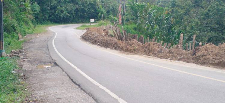Ruas Jalinsum Tarutung-Pahae Amblas, Arus Kendaraan Melambat