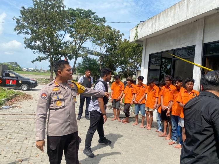 Markas Begal Digerebek Polisi, 9 Tertangkap