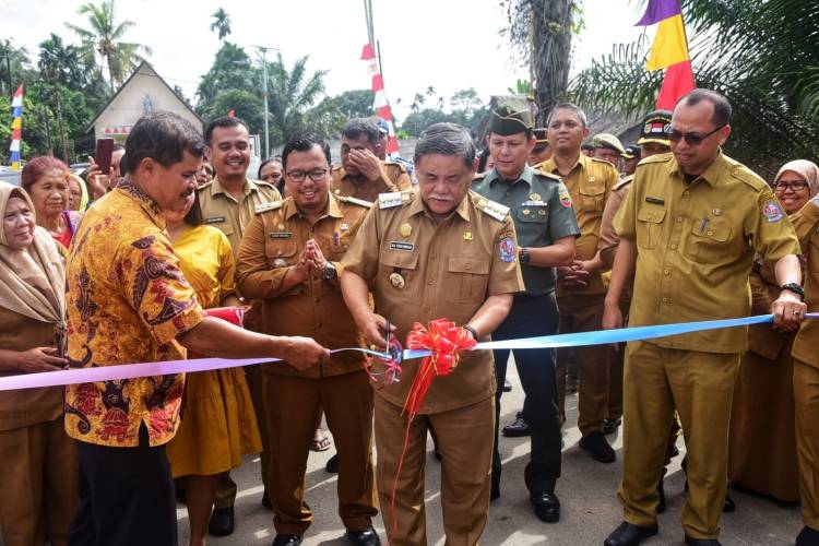 Bupati Deliserdang Resmikan Jalan Namorube Julu Akses ke TPA Sampah