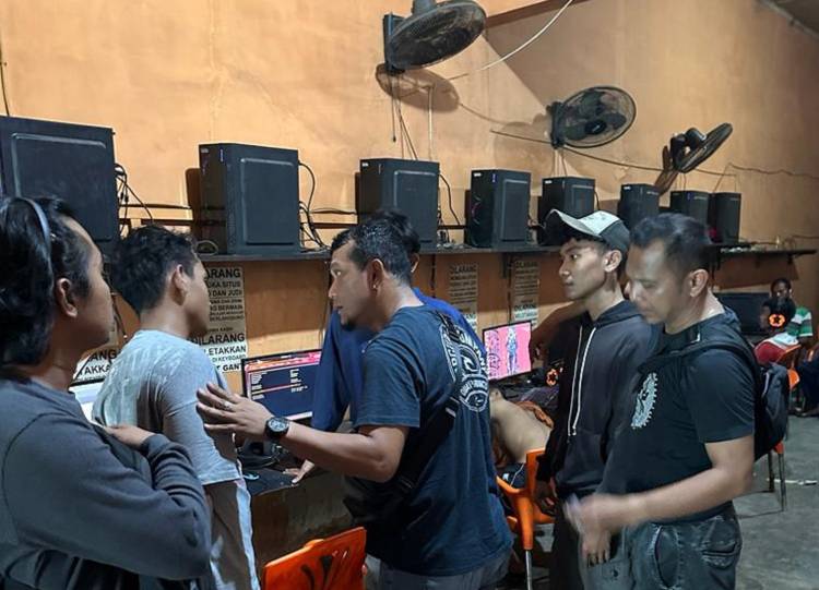 Polresta Deliserdang Gerebek Kampung Narkoba di Warnet, 3 Pengunjung Diamankan