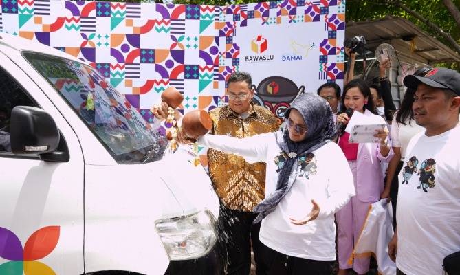 Deklarasi Pemilu Damai, Bawaslu Luncurkan Mobil &lsquo;Pojok Pengawasan'
