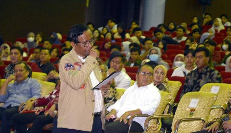Mahfud Setuju Korupsi Sekarang Lebih Gila dari Orba