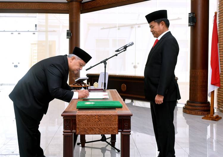 Pj Gubernur Sumut Lantik Armansyah Wakil Ketua III Baznas Sumut