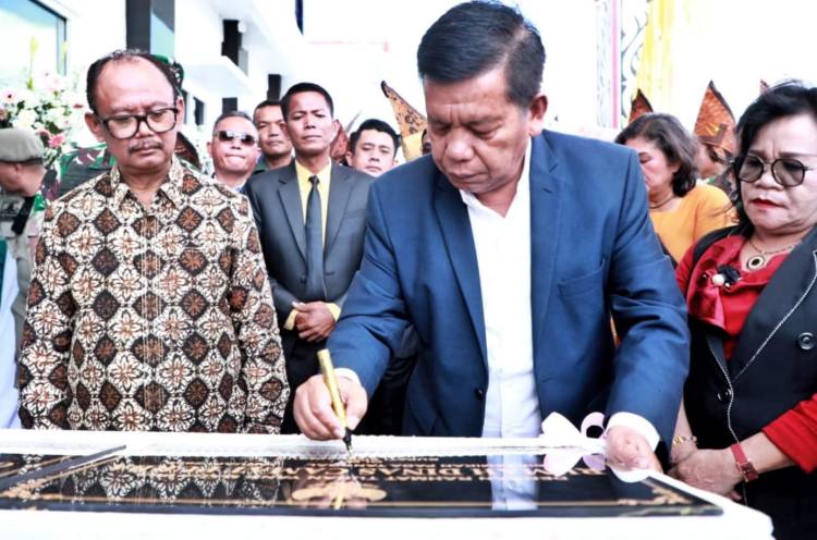 Bupati Simalungun Resmikan Kantor Camat Purba