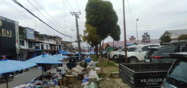 PD Pasar Akui Kegagalan Penataan Pusat Pasar Sidikalang
