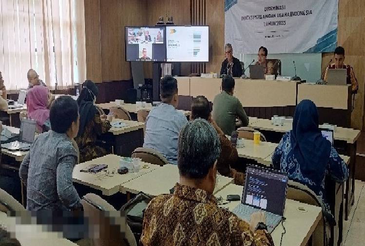 CEDS UNPAD Simpulkan Persaingan Usaha di Indonesia 2023 Meningkat