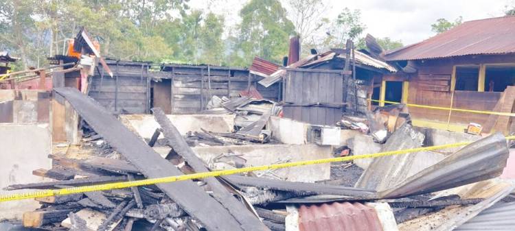 1 Unit Rumah dan 1 Unit Sepeda Motor di Garoga Ludes Terbakar