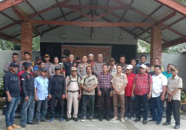 Kapolres Bernhard Malau Gelar Coffee Morning dengan Wartawan Labuhanbatu dan Labura