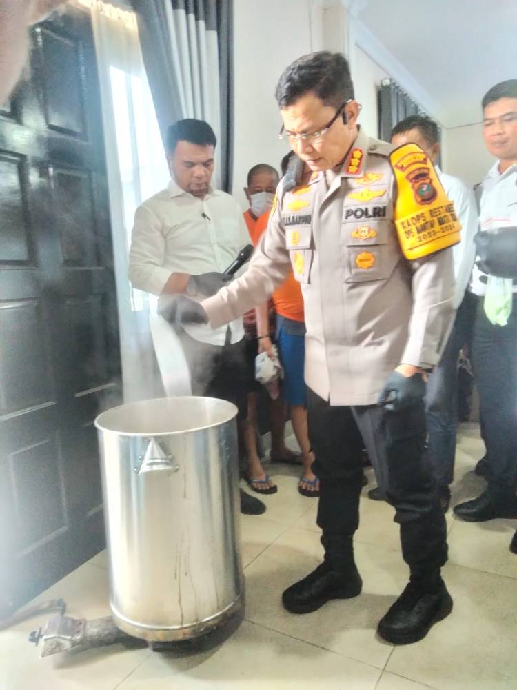 Polisi Musnahkan Barang Bukti 14.000 Butir Ekstasi
