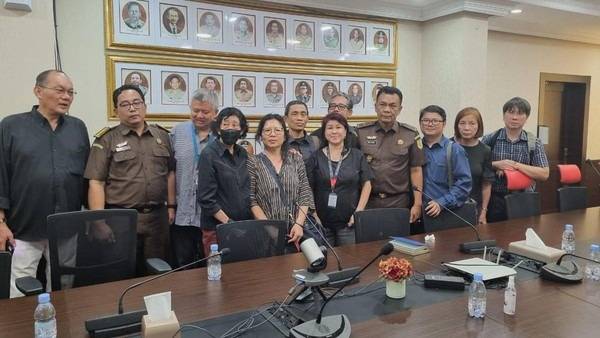 Aliansi Korban KSP Indosurya Gelar Aksi di Kejagung Sampaikan 3 Tuntutan