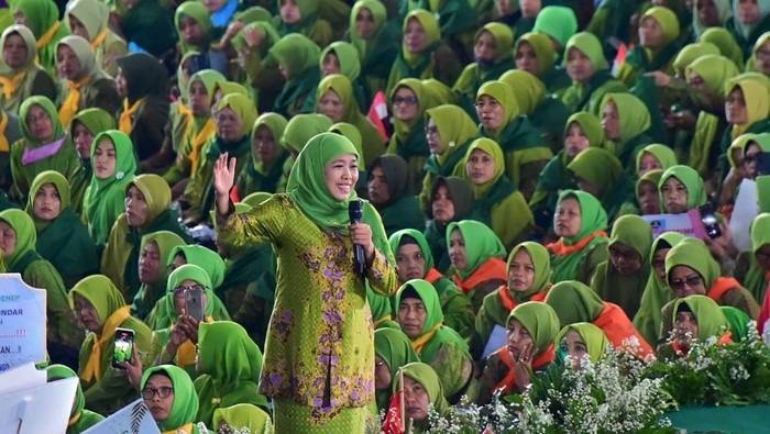 PBNU Segera Keluarkan SK Penonaktifan Khofifah yang Resmi Dukung Prabowo