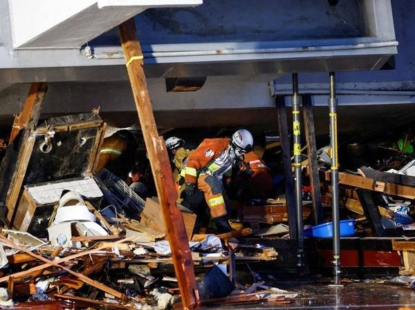 Korban Tewas  Gempa Jepang Jadi 126 Orang, Pencarian Korban Berlanjut
