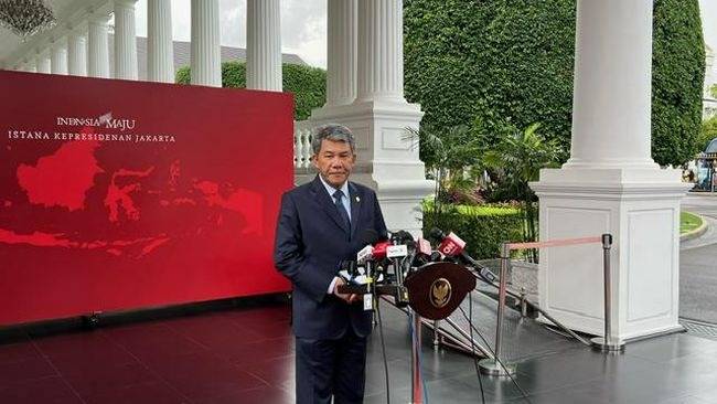 Menlu Malaysia Bertemu Jokowi di Istana Bahas Batas Negara hingga TKI
