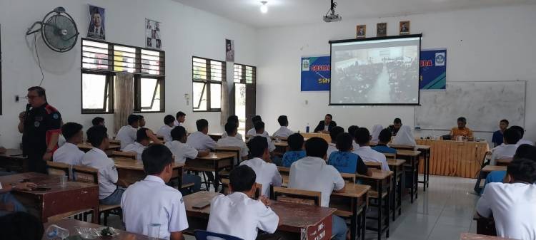 SMAN 6 Pematangsiantar Sosialisasi Sekolah Bersih Narkoba