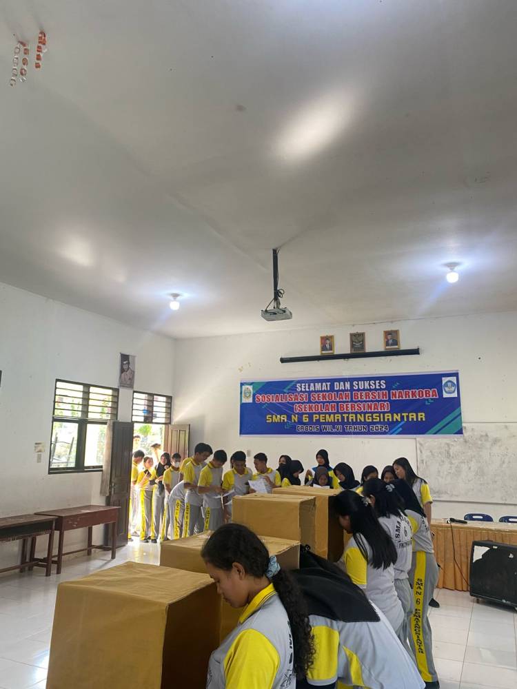 SMAN 6 Pematangsiantar Gelar Pemilihan Pengurus OSIS