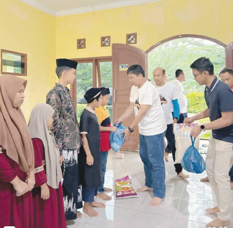 Ramadan 1445 H, PLN UIP Sumbagut Bersama YBM PLN Berbagi Kasih