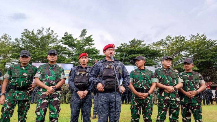 KSAD Maruli Dapat Brevet Kehormatan dari Gultor Kopassus