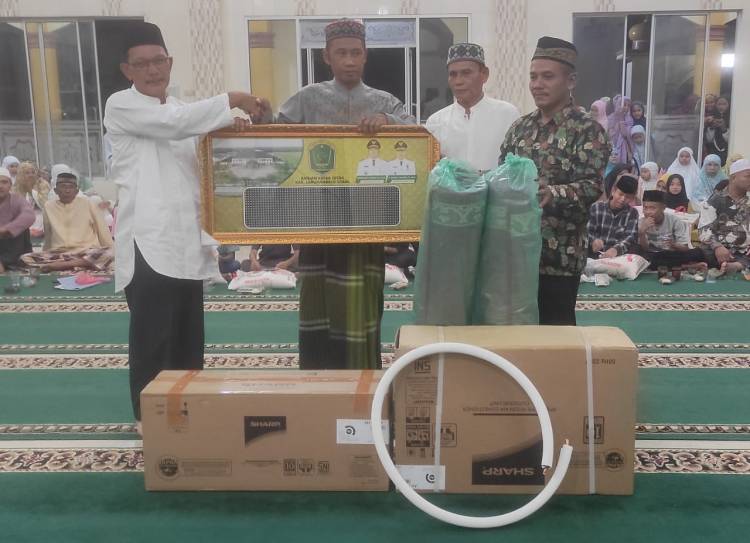 Tim III Safari Ramadan Pemkab Labura Kunjungi Masjid At-Taqwa