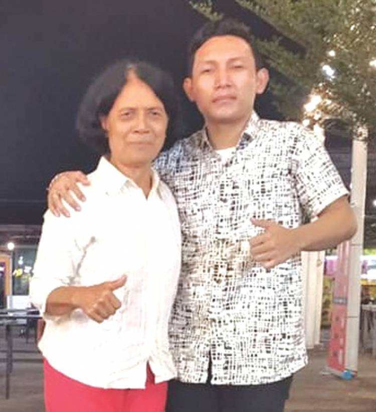 Antonio Manurung X-Factor Berduka