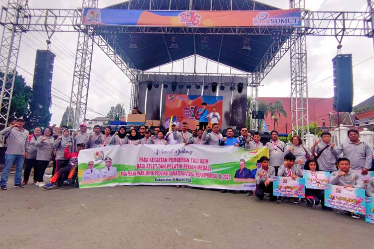 Hari Jadi ke-78 Kabupaten Karo, Atlet Disabilitas Berprestasi Terima Tali Asih