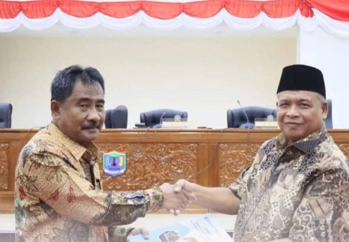 Rapat Paripurna, Wali Kota Binjai Sampaikan LKPJ dan Penetapan Usulan Propemperda