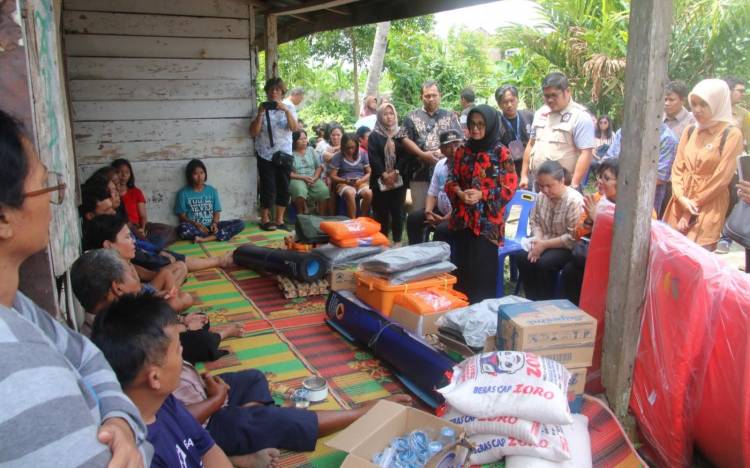 Wali Kota Bantu Korban Kebakaran di Kelurahan BP Nauli Pematangsiantar