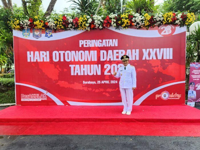 Pj Bupati Agara Senang Hadiri Peringatan Otda XXVIII di Surabaya