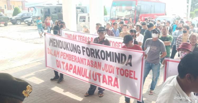Ada Oknum ASN Taput Diduga Mesum dan Beristeri 2, Pj Bupati Diminta Bertindak Tegas