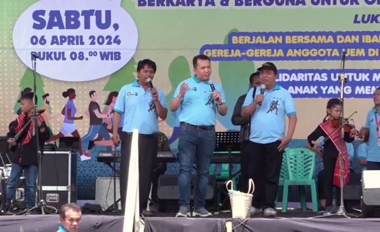 Seribuan Umat Kristen Ikuti Walk a Mile di Kabanjahe