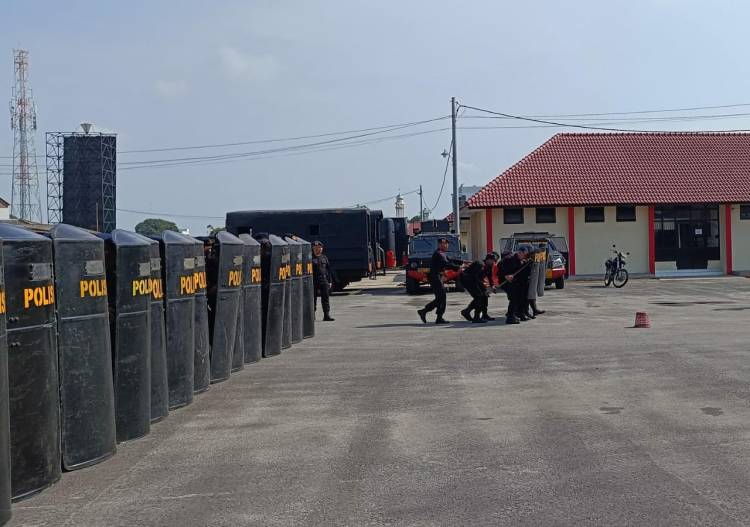 Satbrimob Polda Sumut Latihan Penindakan Huru Hara